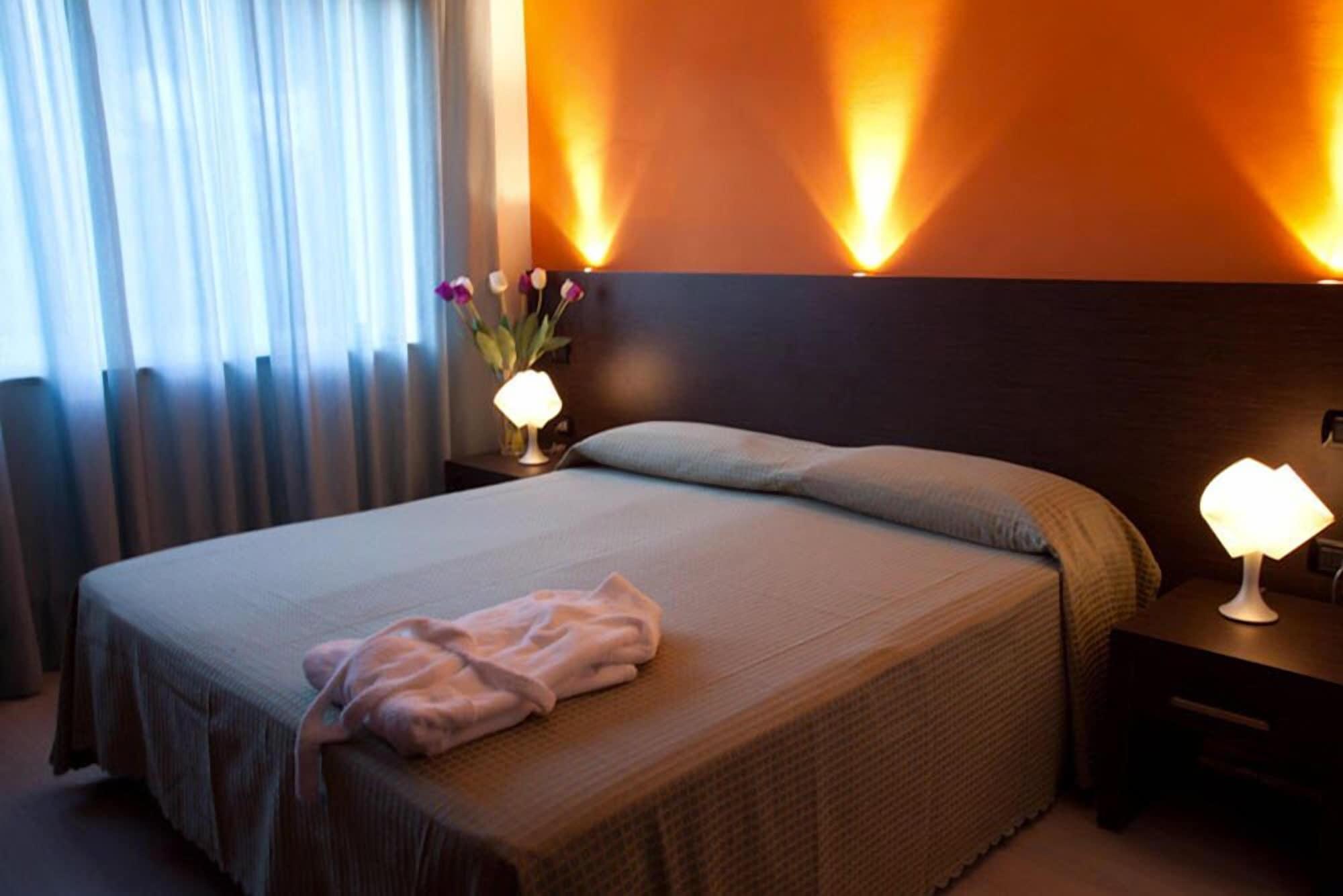 Terme Luigiane Grand Hotel Delle Terme מראה חיצוני תמונה